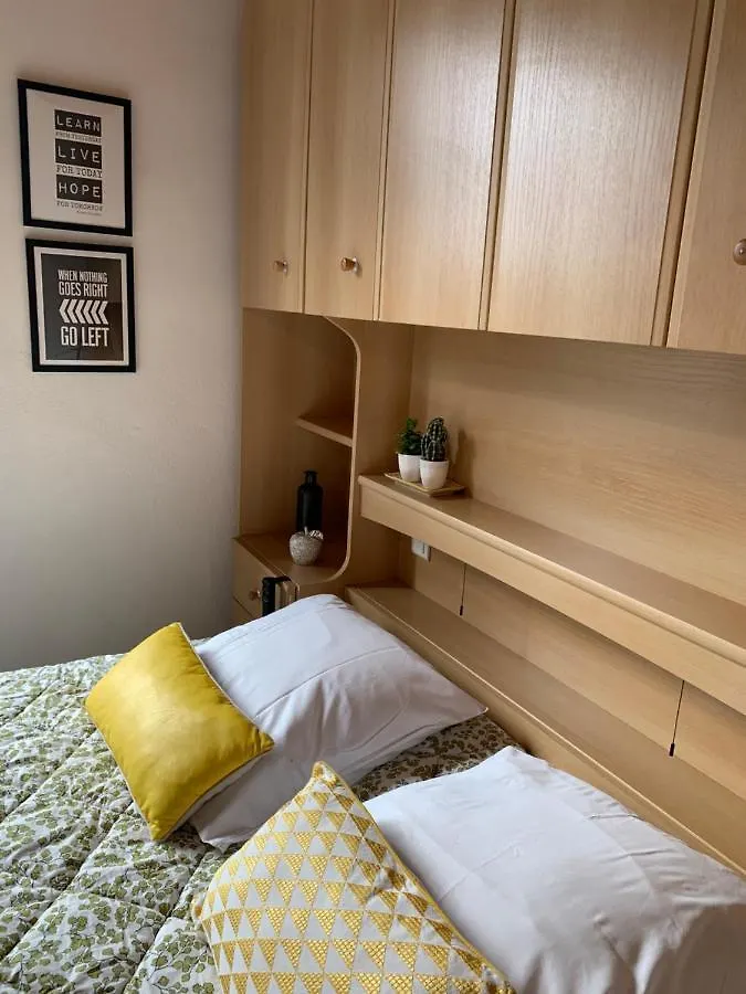 L Appartement Cosy Le Garric 0*,